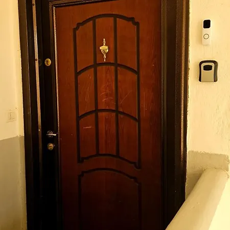 Papu's Home, Center 2br Apartment Tirana