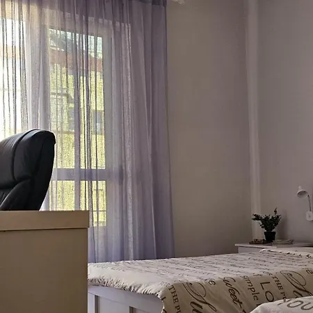 아파트 Papu's Home, Center 2br